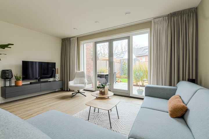 Photo 3 of Prinses Alexiastraat 6