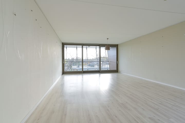 Photo 13 of Van Echtenskanaal NZ 626