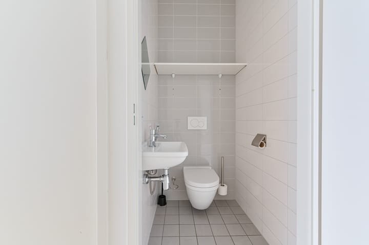 Photo 10 of Van Echtenskanaal NZ 626