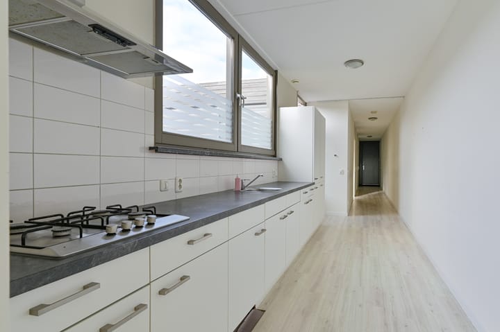 Photo 20 of Van Echtenskanaal NZ 626