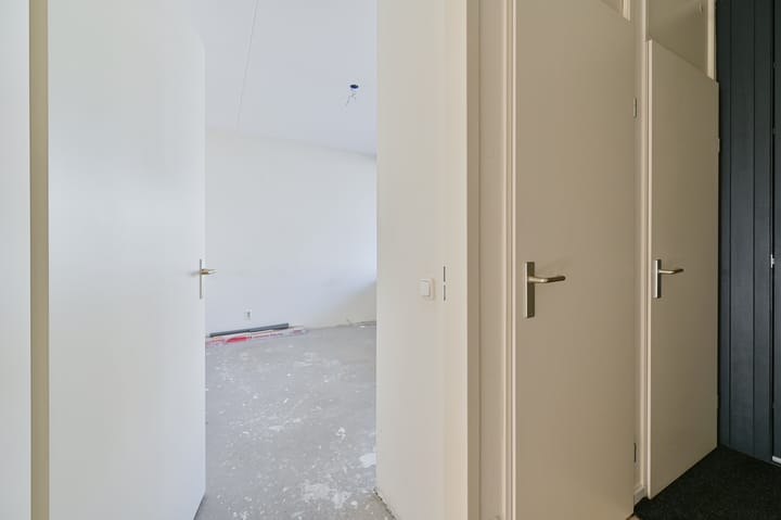 Photo 39 of Van Echtenskanaal NZ 626