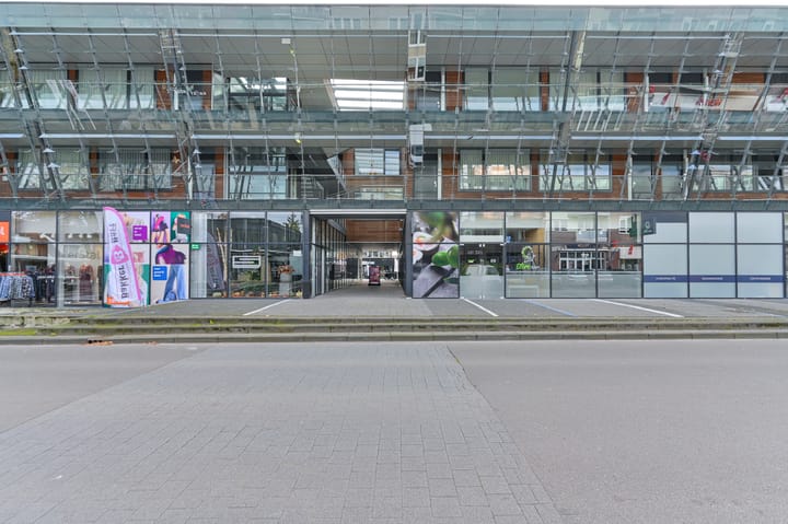 Photo 49 of Van Echtenskanaal NZ 626