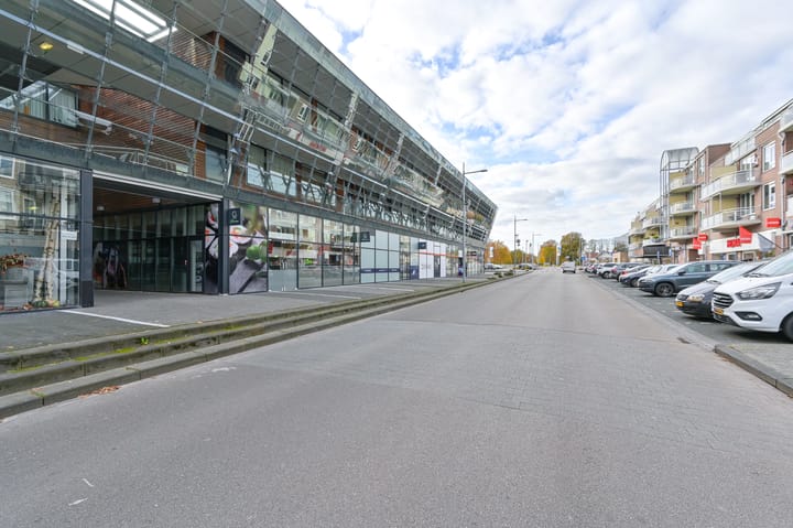 Photo 50 of Van Echtenskanaal NZ 626