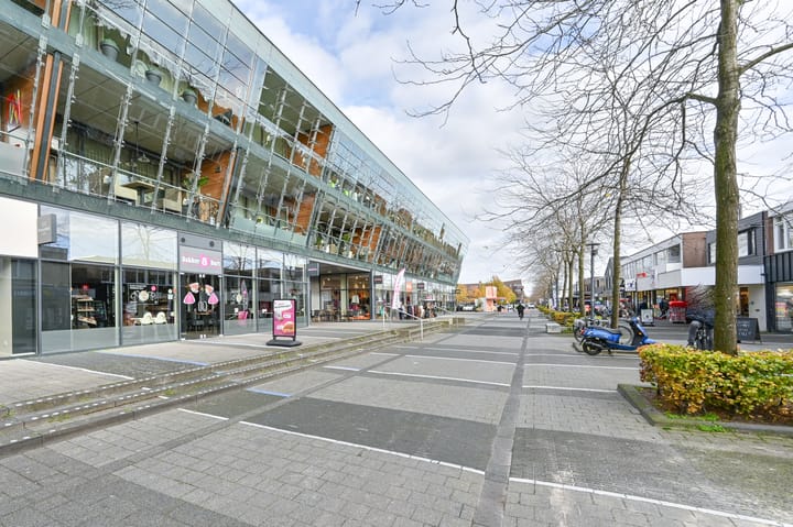 Photo 51 of Van Echtenskanaal NZ 626