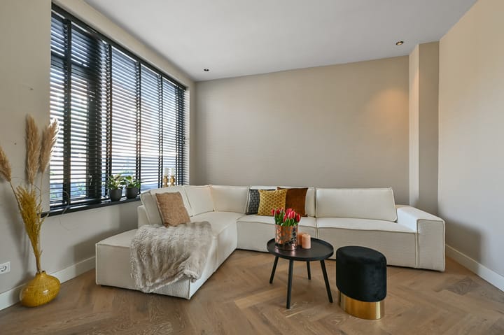 Foto 6 van Florastraat 18