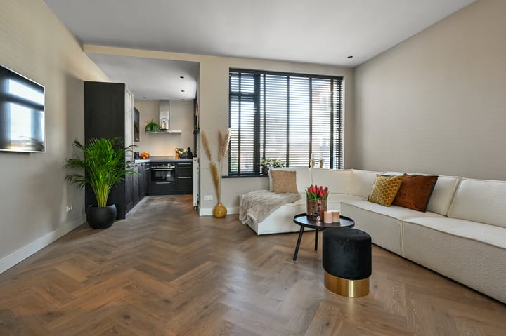 Foto 9 van Florastraat 18