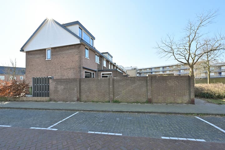 Foto 18 van Florastraat 18