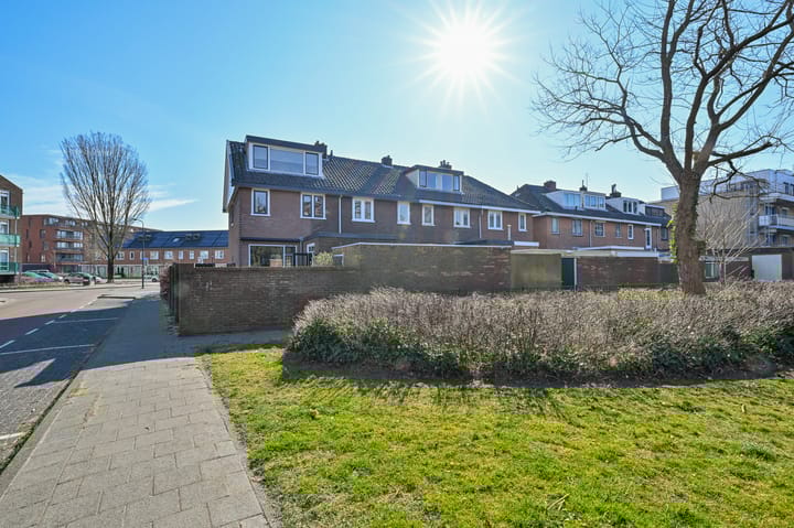 Foto 19 van Florastraat 18