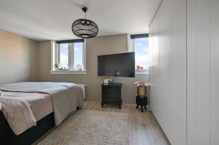 Foto 28 van Florastraat 18