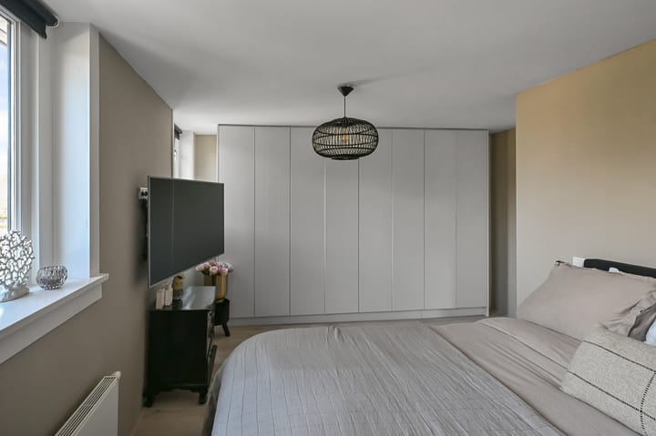 Foto 32 van Florastraat 18