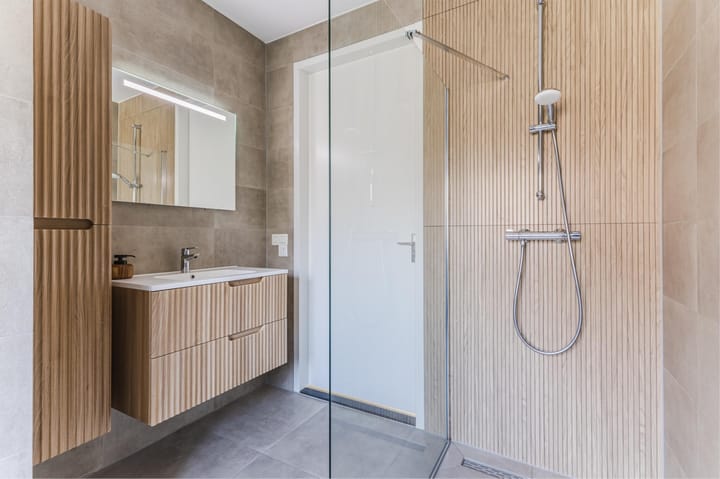 Photo 5 of Helmondsestraat 33-F