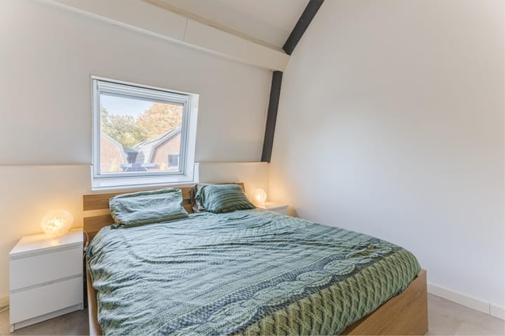 Photo 11 of Helmondsestraat 33-F