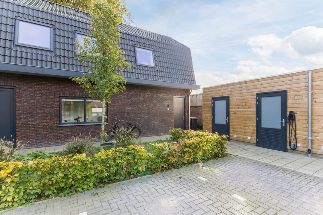 Photo 22 of Helmondsestraat 33-F