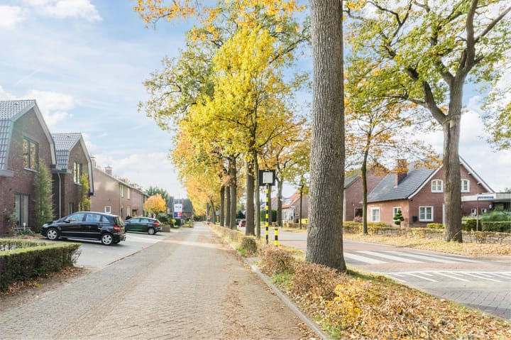 Photo 24 of Helmondsestraat 33-F