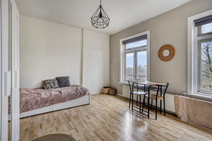 Photo 4 of Pels Rijckenstraat 11-2