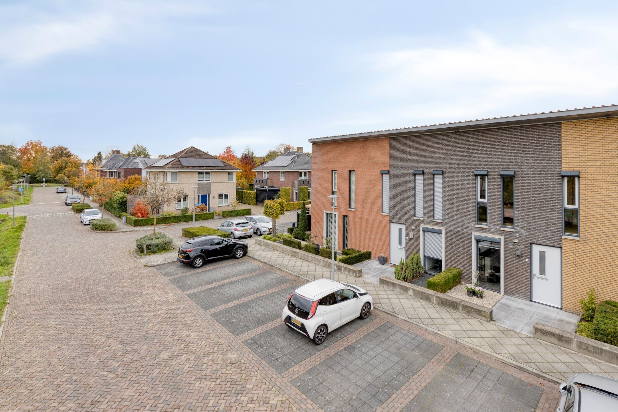 Foto 6 van Elzenseloop 15