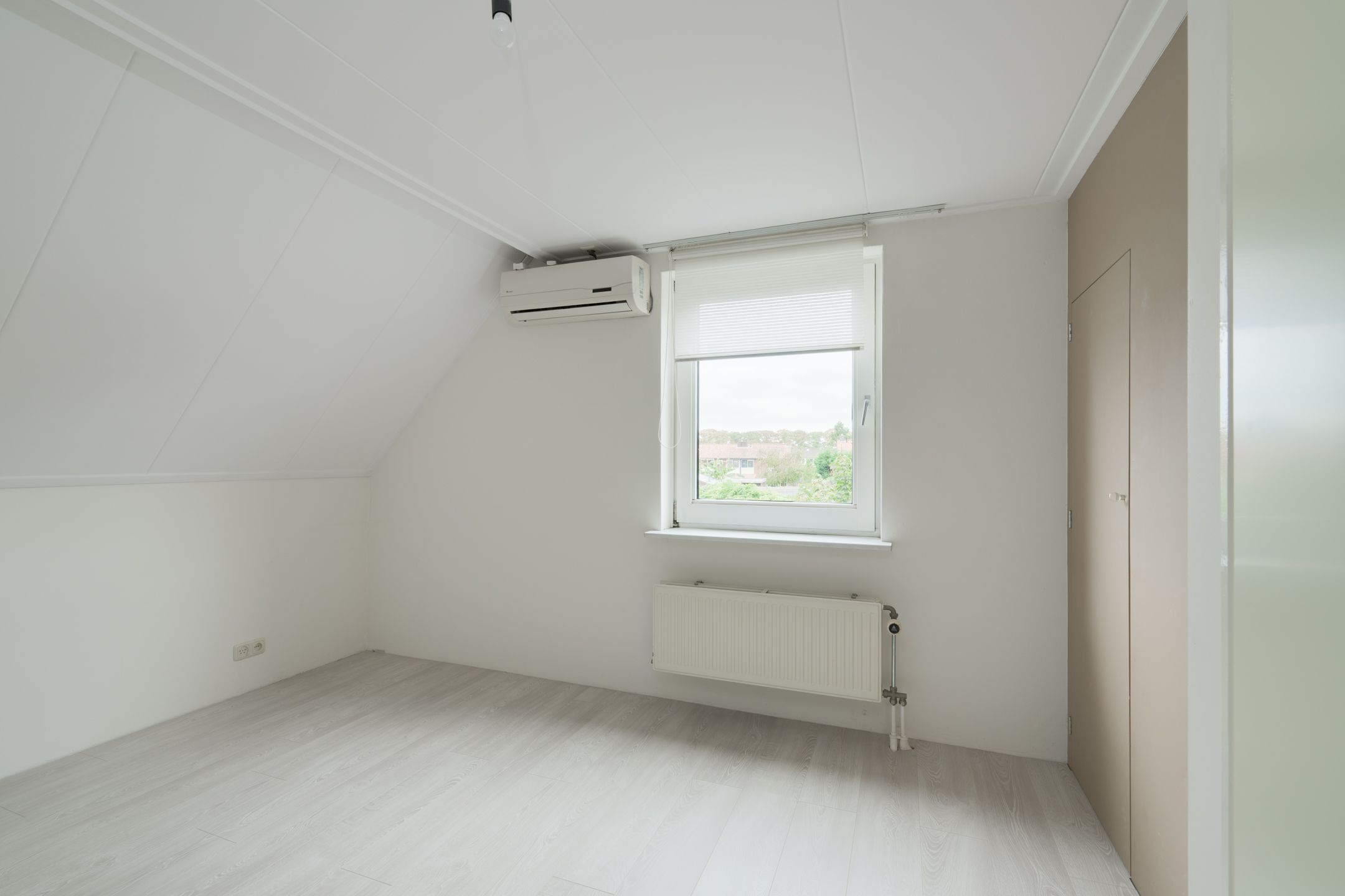 Foto 30 van Dorpsstraat 35