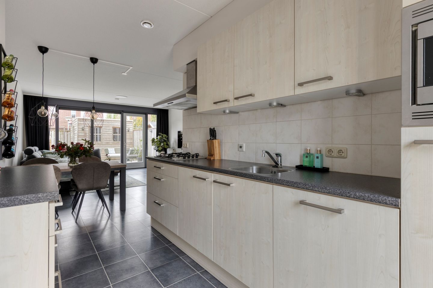 Foto 19 van Elzenseloop 15