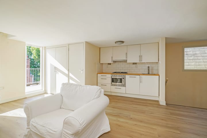 Foto 16 van Groot Hertoginnelaan 198-B