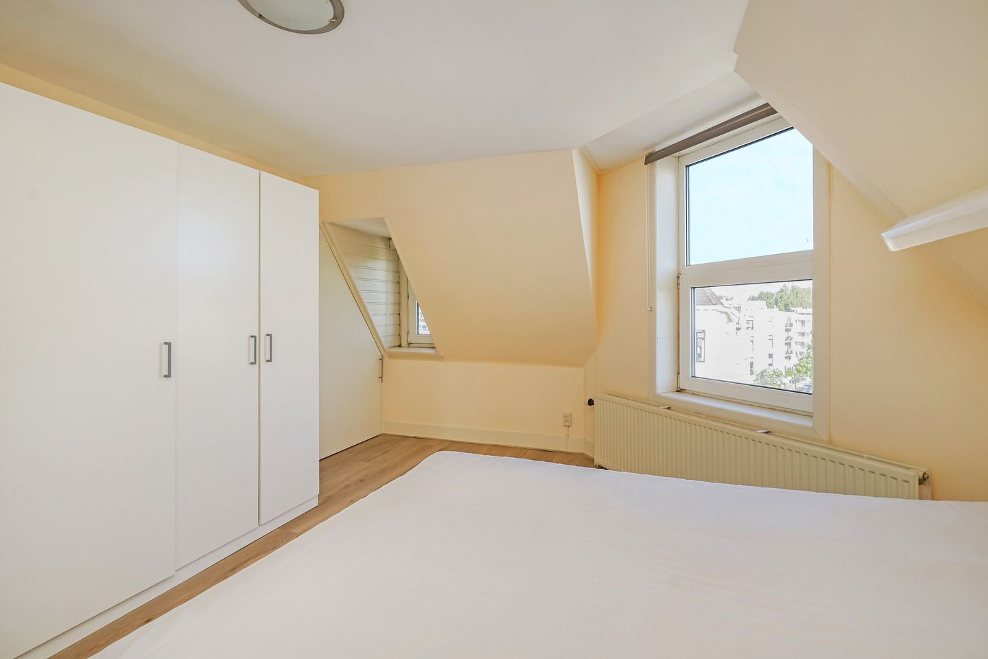 Foto 25 van Groot Hertoginnelaan 198-B