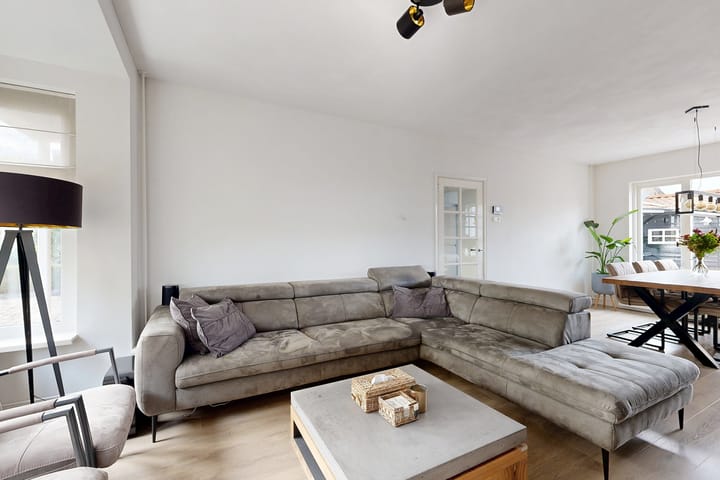 Photo 14 of Oranjestraat 9