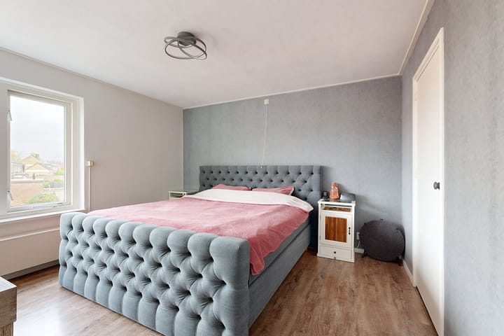 Photo 31 of Oranjestraat 9