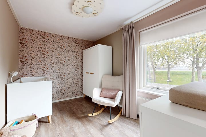 Photo 34 of Oranjestraat 9