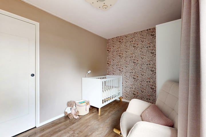 Photo 36 of Oranjestraat 9