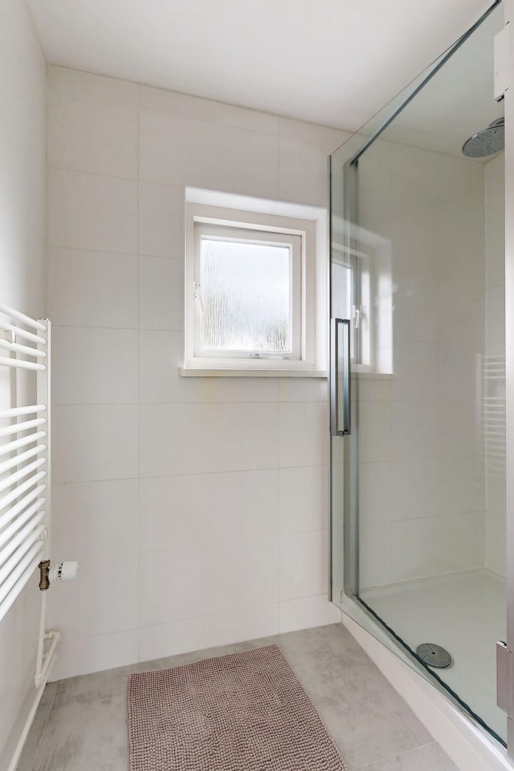 Photo 37 of Oranjestraat 9