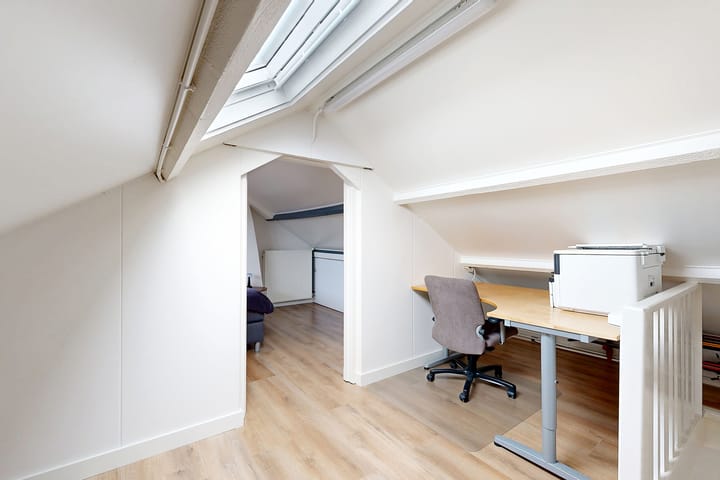 Photo 44 of Oranjestraat 9