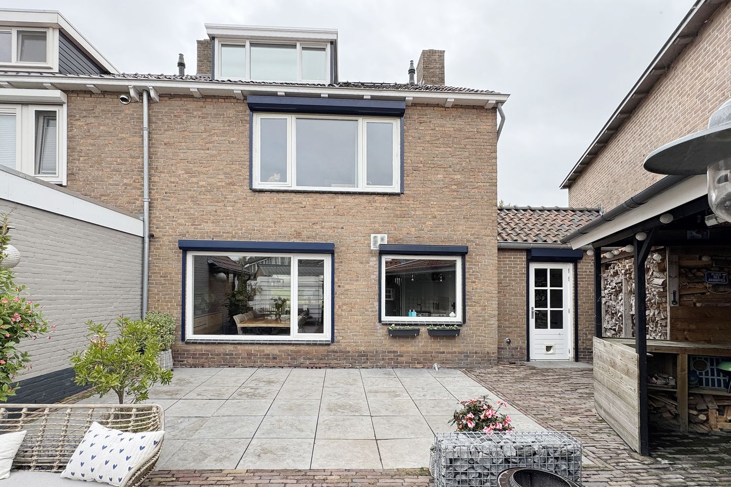Photo 49 of Oranjestraat 9