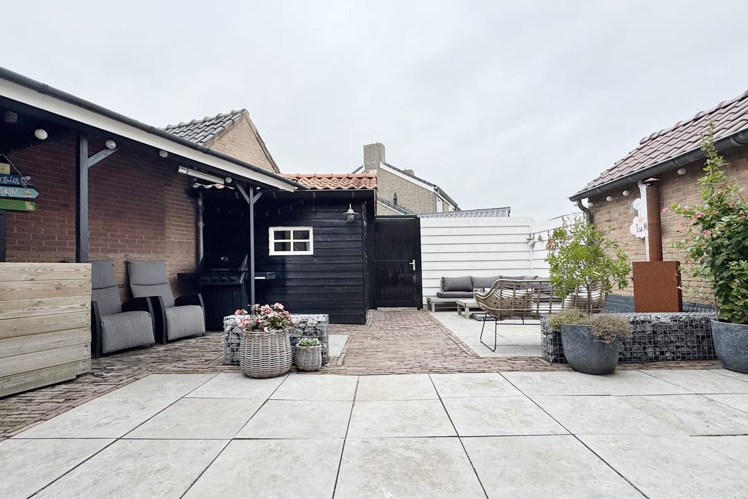 Photo 56 of Oranjestraat 9