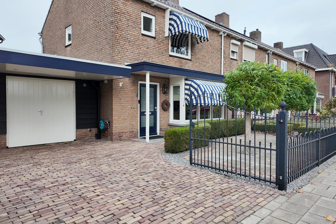 Photo 62 of Oranjestraat 9