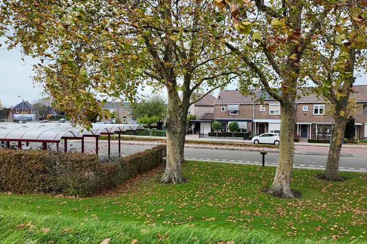 Photo 64 of Oranjestraat 9