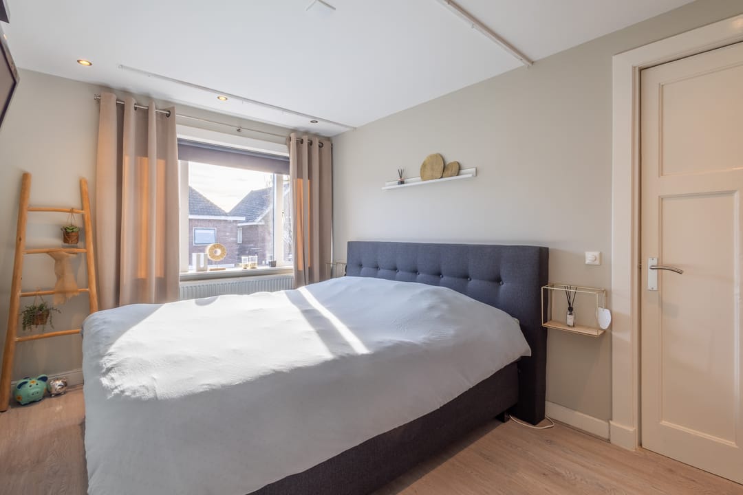 Photo 17 of Johan van Reesstraat 34