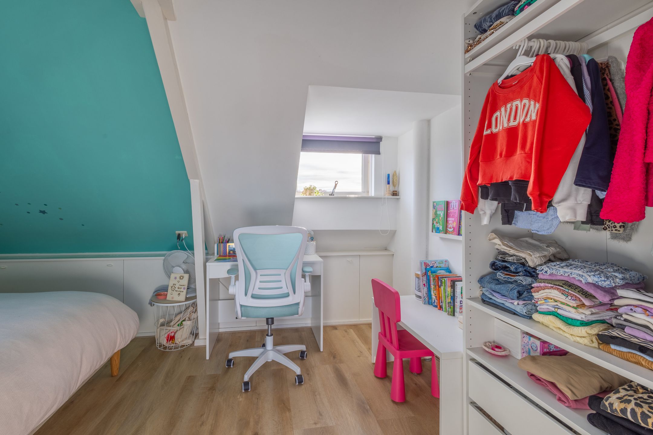 Photo 27 of Johan van Reesstraat 34