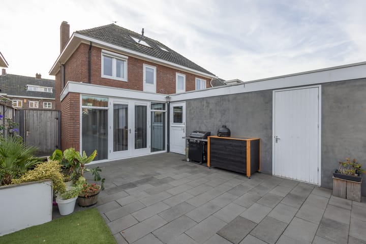 Photo 31 of Johan van Reesstraat 34