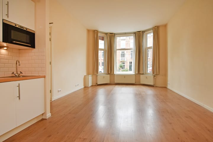 Photo 9 of Valkenboslaan 72