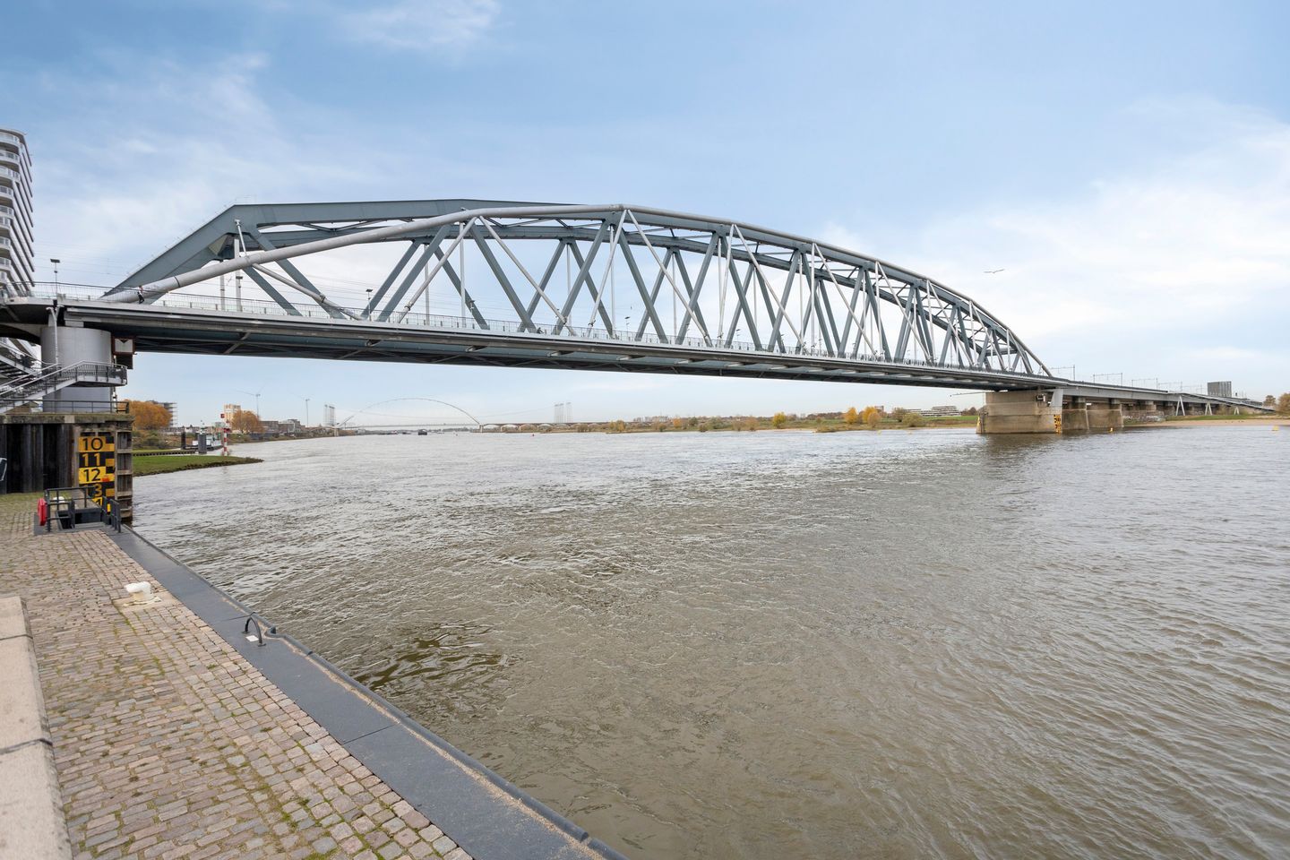 Foto 25 van Veemarkt 131