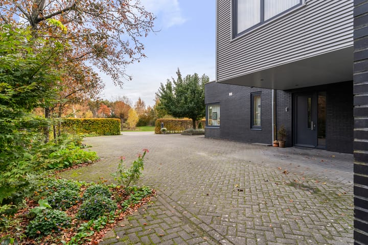 Photo 10 of Zandweegbree 4