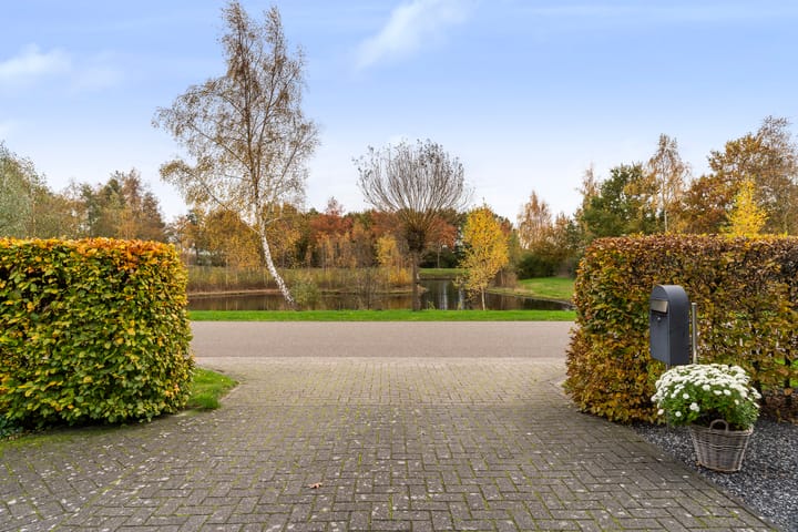 Photo 9 of Zandweegbree 4