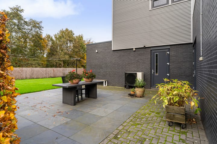 Photo 29 of Zandweegbree 4