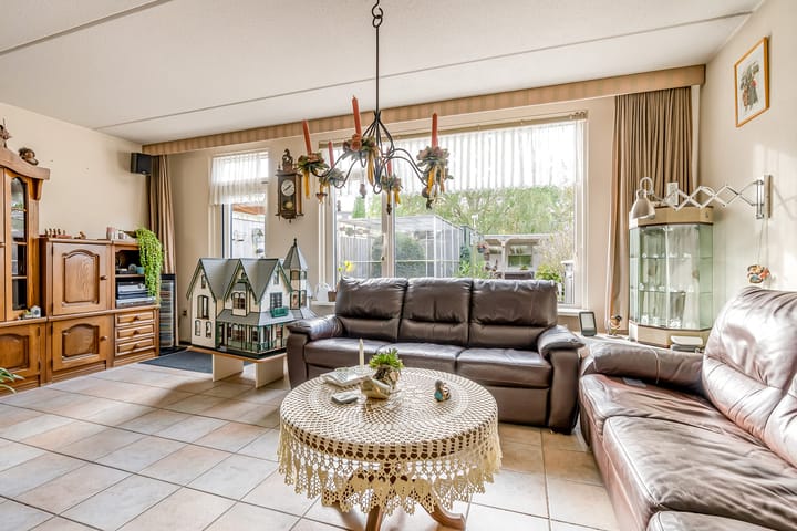 Photo 8 of Leemwierde 197