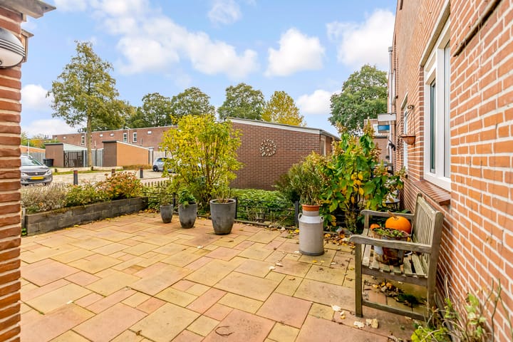 Photo 39 of Leemwierde 197