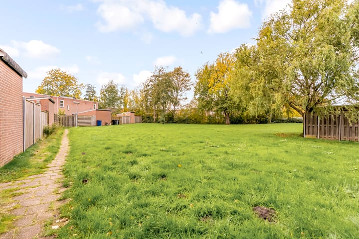 Photo 47 of Leemwierde 197