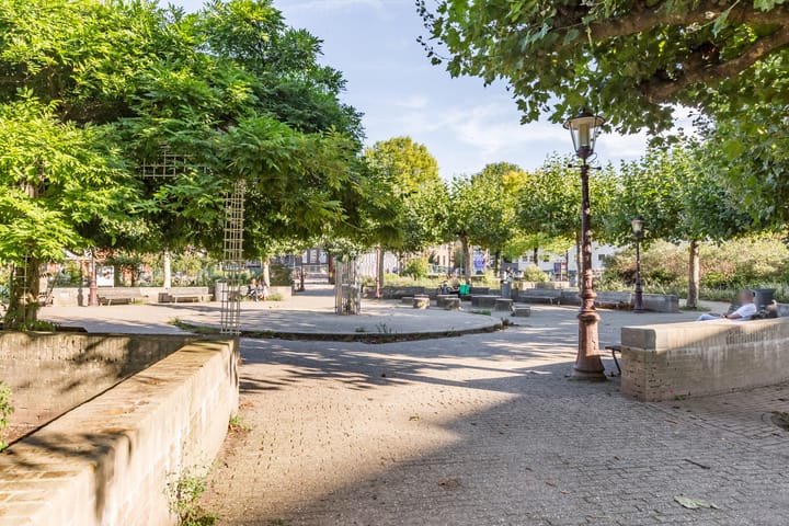 Photo 19 of Jacob van Lennepstraat 254-D