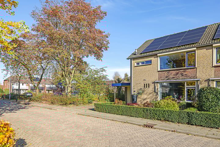 Foto 69 van Stationsstraat 18