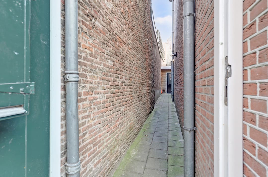 Photo 8 of Zuiderkerksteeg 12-B