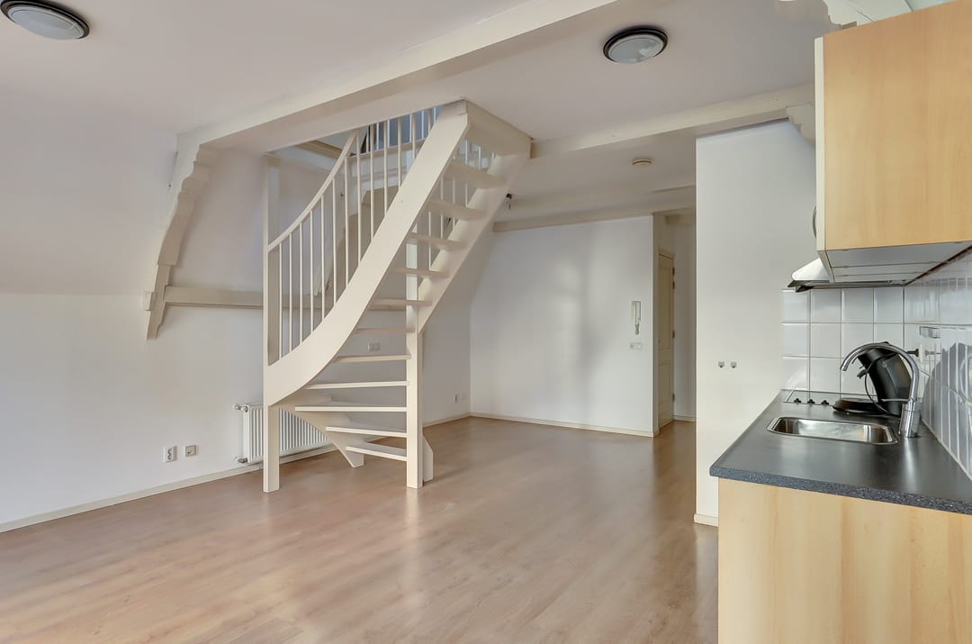 Photo 22 of Zuiderkerksteeg 12-B