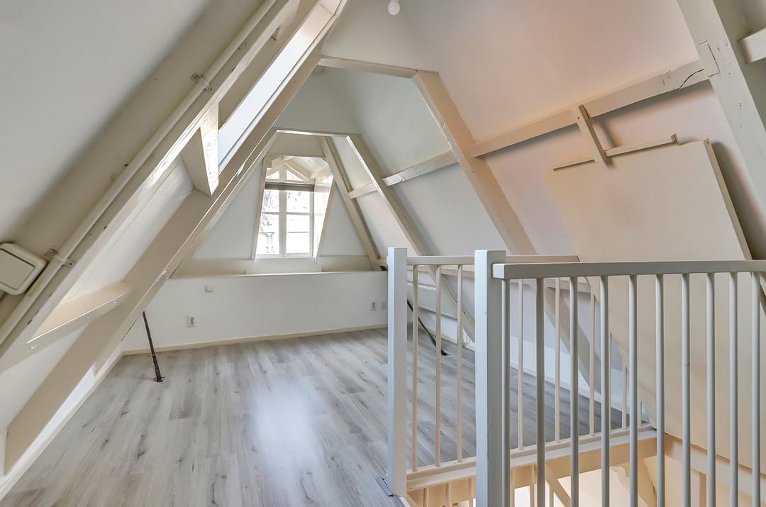 Photo 23 of Zuiderkerksteeg 12-B